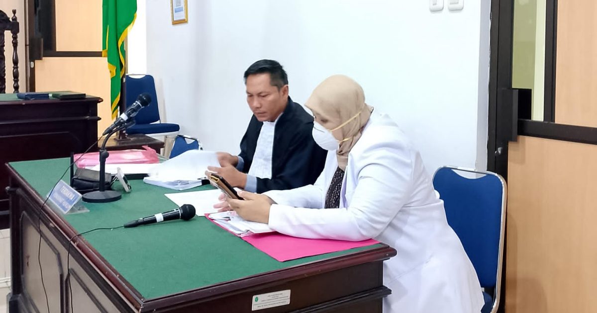 Caption: Sidang lanjutan perkara dr Ratna Setia Asih di ruang Tirta PN Pangkalpinang, Kamis (29/1/2026),(photo/ist)