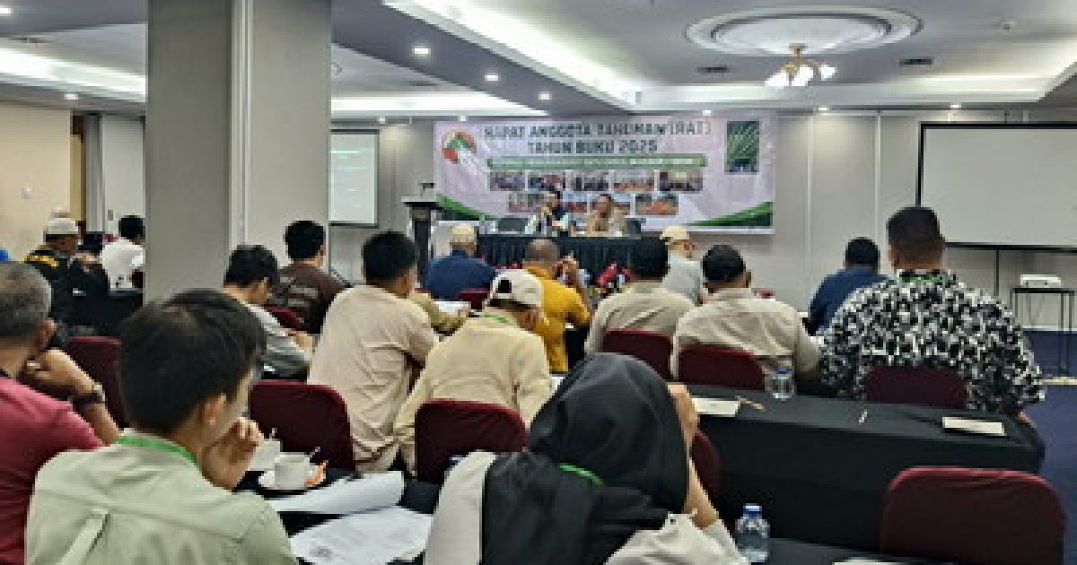 Acara RAT tahun buku 2025, yang dibuka pada Jumat (24/04/2026) malam di hotel Furaya Pekanbaru. (poto/ist).